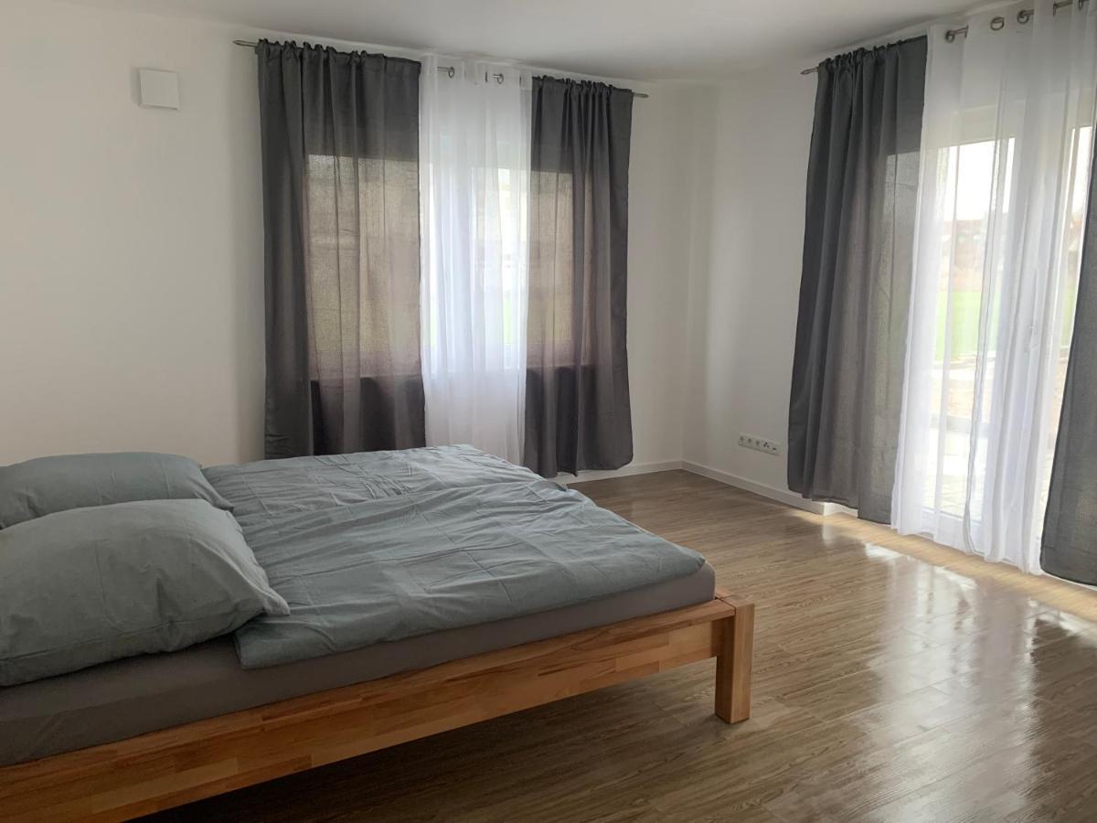 3 Zimmer Ferienwohnung Hanna Hirschaid Buitenkant foto